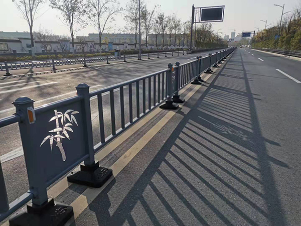 道路護欄