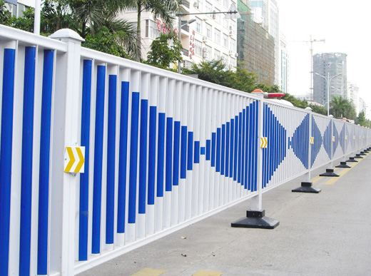 道路護欄廠家介紹市政護欄的特性
