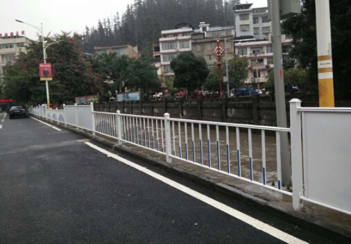 貴陽市政道路護欄