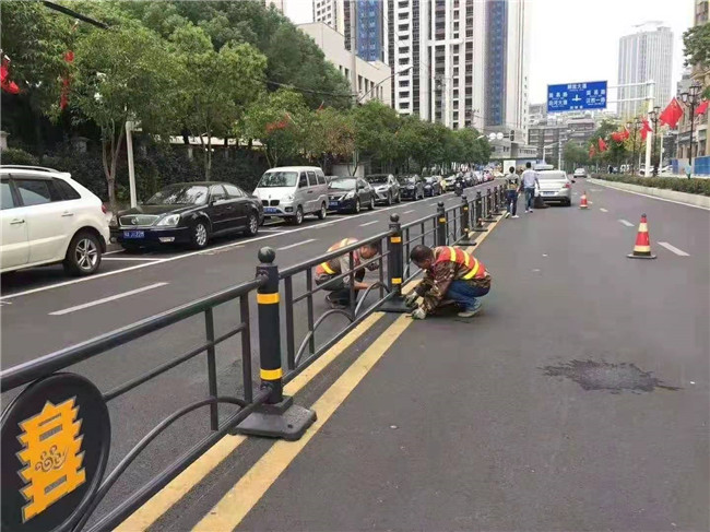 護欄安裝