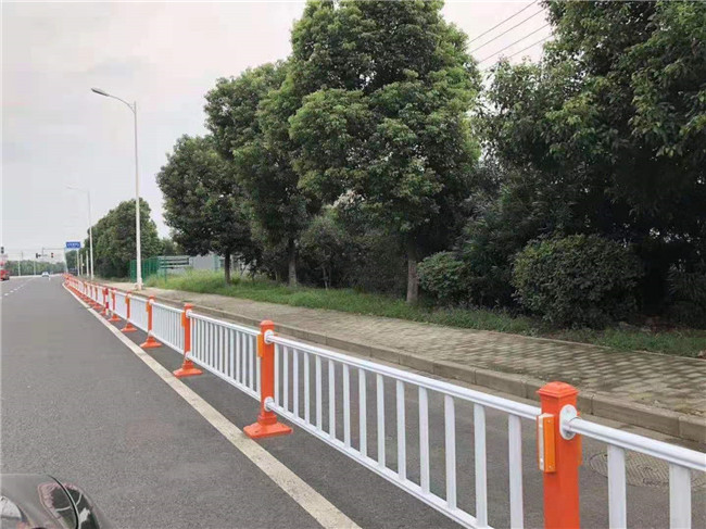道路護欄